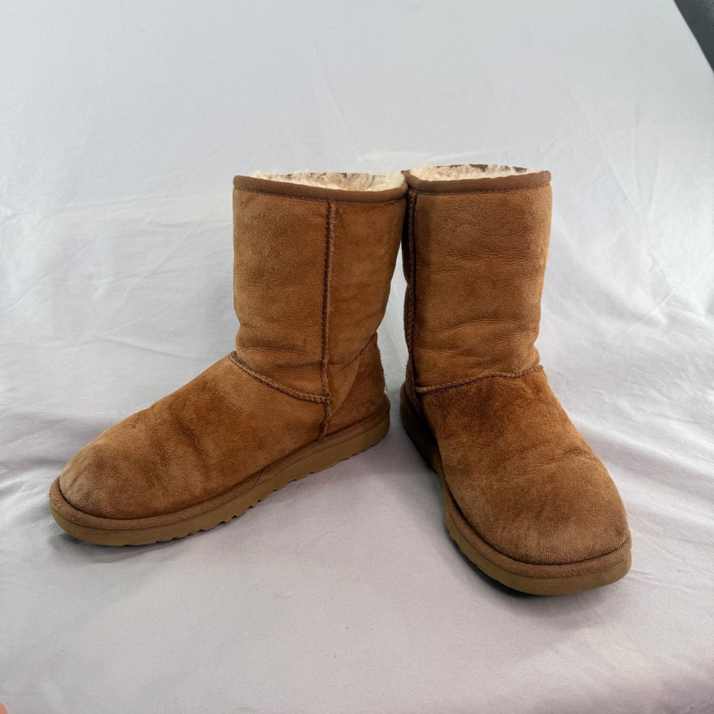 UGG Australia Classic Short 5825 Chestnut Suede Shearling Boots Womens 7 EU 38